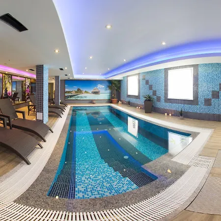 Sun Hotel Senec