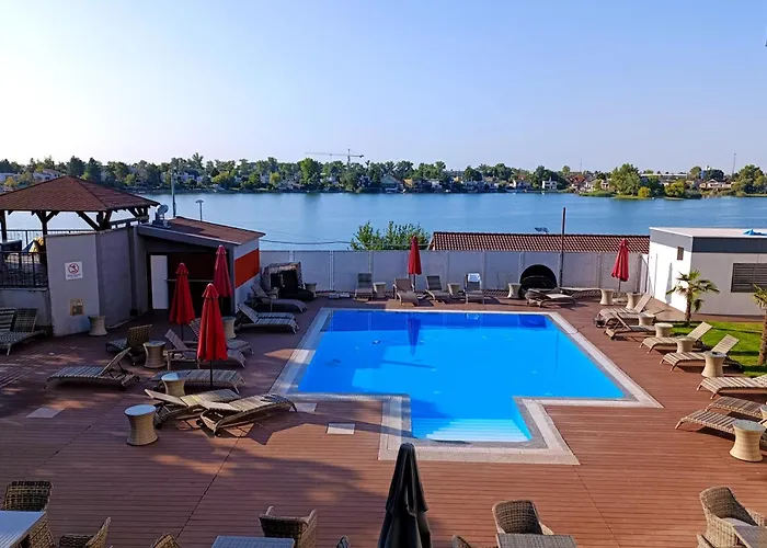 Sun Hotel Senec